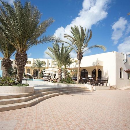 Green Palm Мидун Екстериор снимка